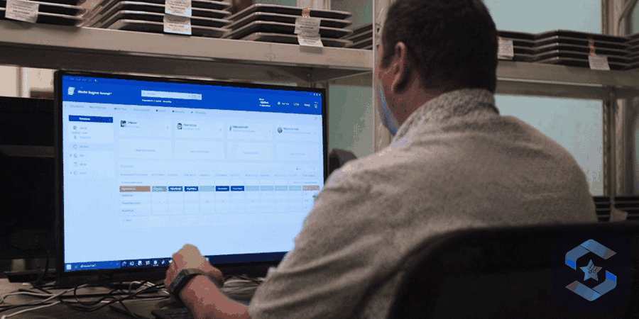 Device lifecycle management India — IT fleet dashboard monitoring scene, Sirius Star
